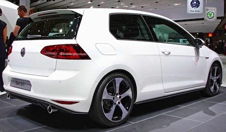 volkswagen-golf-gti-concept-rear.jpg