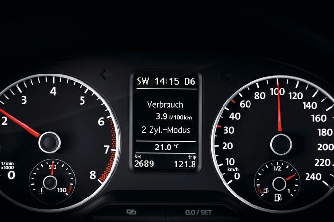 VW-Polo-Blue-GT-Tacho-Rundinstrumente-fotoshowImage-adef917c-612522.jpg